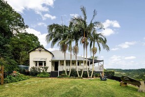 Exterior - Beam Creek Cottage in Montville (Montville)