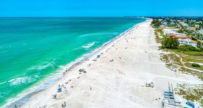 Anna Maria Island Runaway Tropical Dream