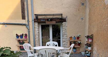 Studio Meublé Indépendant Dans un Ancien Moulin