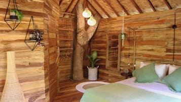 舒適樹屋 | 1 間臥室、獨特裝潢、布置獨特、免費無線上網