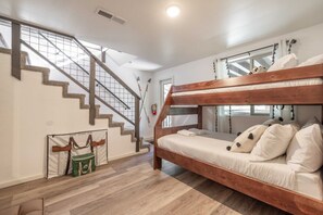 3 Schlafzimmer, Schreibtisch, kostenloses WLAN