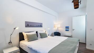 1 quarto, Wi-Fi de cortesia, roupa de cama