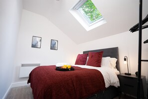 1 bedroom, iron/ironing board, travel cot, free WiFi