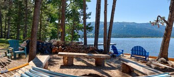 Lakeside Cabin With Private Dock & Sandy Beach