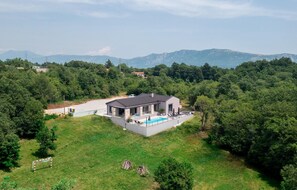 Exterior - Amazing home in Nedescina (Nedescina)