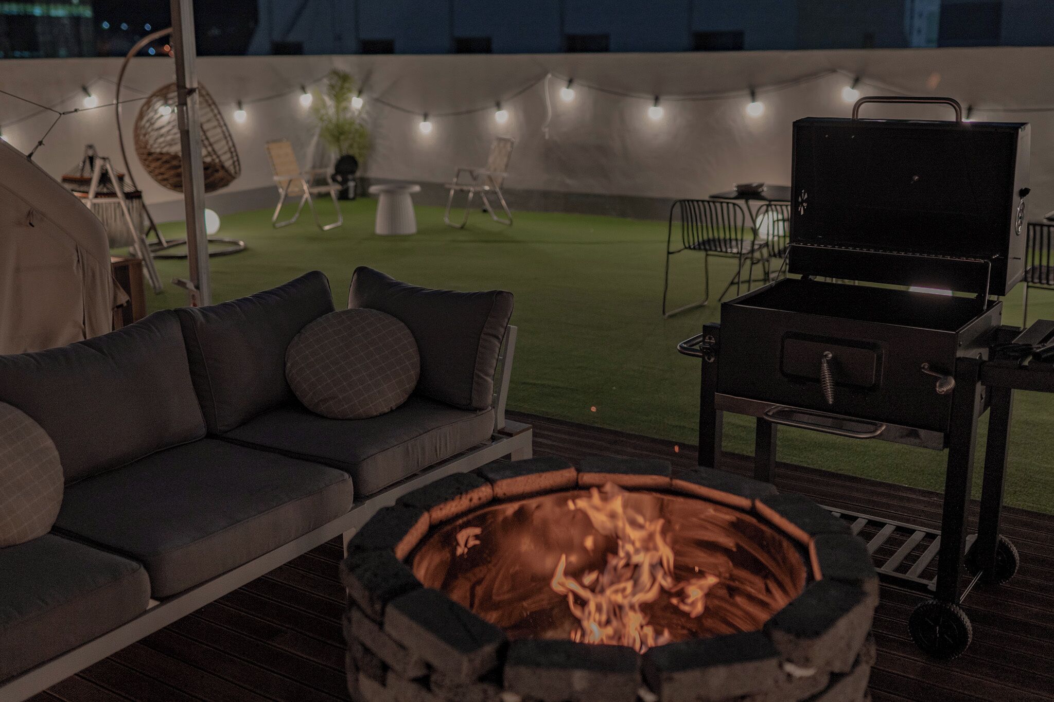 Camp rooftop | Premium bedding, free WiFi, bed sheets