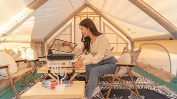 Camp rooftop | 1 slaapkamer, luxe beddengoed, gratis wifi, beddengoed