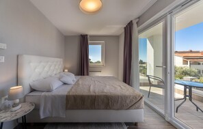 6 عدّة غرف نوم وسرير سفر وواي فاي مجانًا وملاءات أسرّة