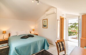 7 habitaciones, cuna de viaje, wifi gratis y ropa de cama 