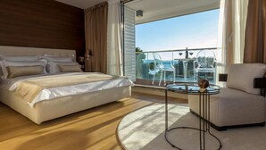 4 室のベッドルーム、WiFi (無料)