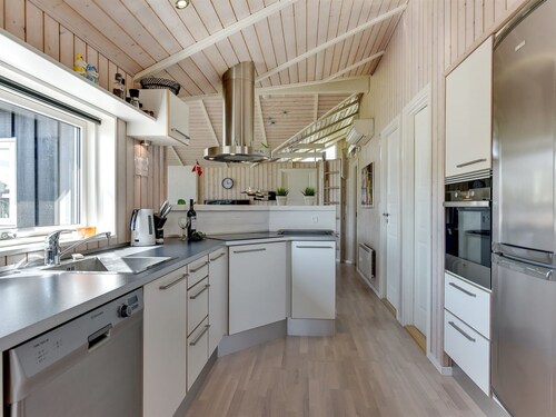 "Domna" - 800m from the sea by Interhome