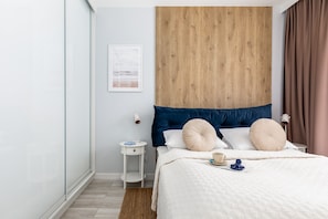 1 bedroom, iron/ironing board, WiFi, bed sheets