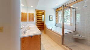 Shower, jetted bath, hair dryer, towels