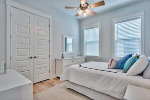 3 bedrooms, iron/ironing board, travel crib, WiFi