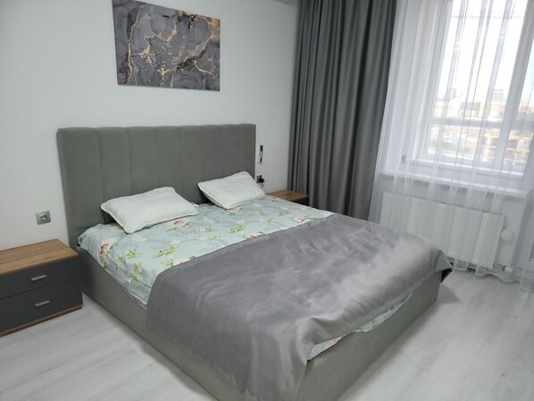 1 bedroom, iron/ironing board, WiFi, bed sheets
