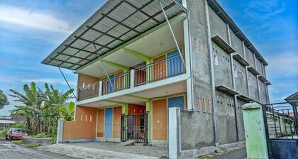 Hotel O Kemangi Asri Kost