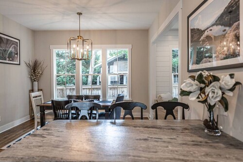 The Flat Coat Cottage: Downtown Southern Pines