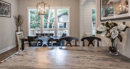 The Flat Coat Cottage: Downtown Southern Pines