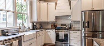 The Flat Coat Cottage: Downtown Southern Pines