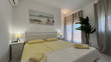 2 slaapkamers, een strijkplank/strijkijzer, wifi