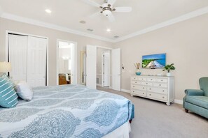 5 habitaciones, tabla de planchar con plancha, wifi y ropa de cama 