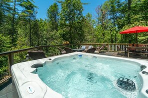 Baignoire à remous extérieure