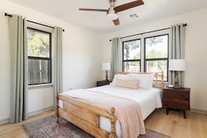 2 Schlafzimmer, Bügeleisen/Bügelbrett, Reisekinderbett, WLAN