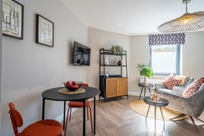 Interior - A couples retreat that sleeps 2 guests in 1 bedroom (York)