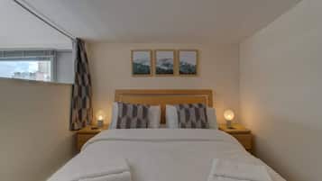 1 bedroom, iron/ironing board, travel cot, WiFi