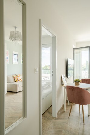 Living area - RentPlanet - Apartamenty Zajezdnia (Wroclaw)