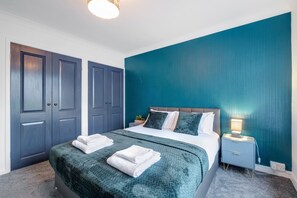 Apartment | 1 bedroom - Bourne Court Attractive 1 bdrm Apartment (Ruislip)