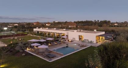 Quinta da Amendoeira - The Farmhouse