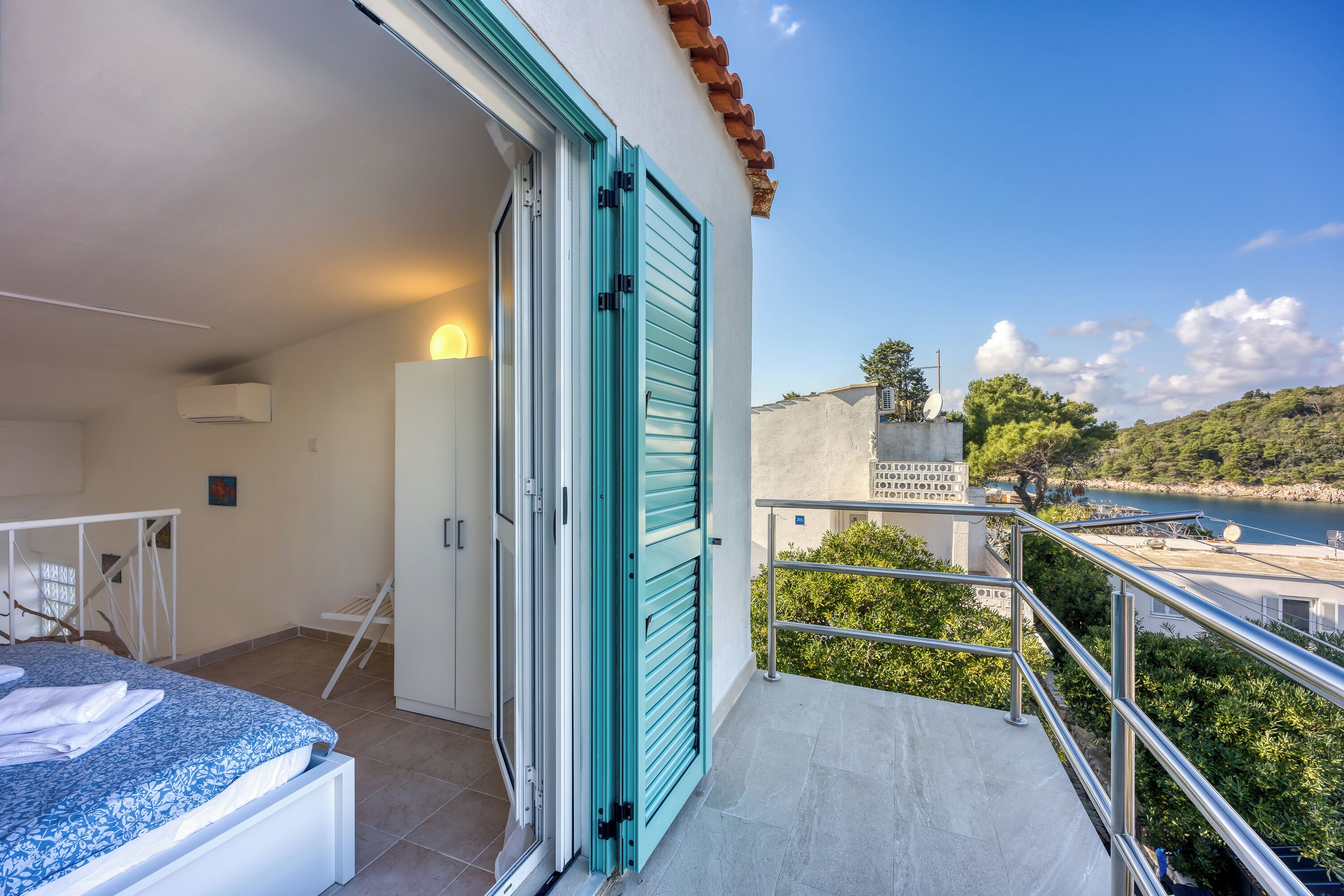 Standard Apartment, Multiple Bedrooms, Sea Facing (Valdarke Seaside Apartment) | 1 bedroom, iron/ironing board, free WiFi, bed sheets