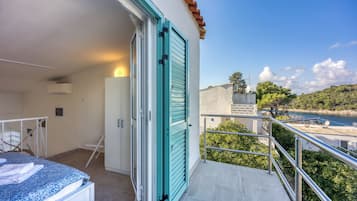 Standard Apartment, Multiple Bedrooms, Sea Facing (Valdarke Seaside Apartment) | 1 bedroom, iron/ironing board, free WiFi, bed sheets