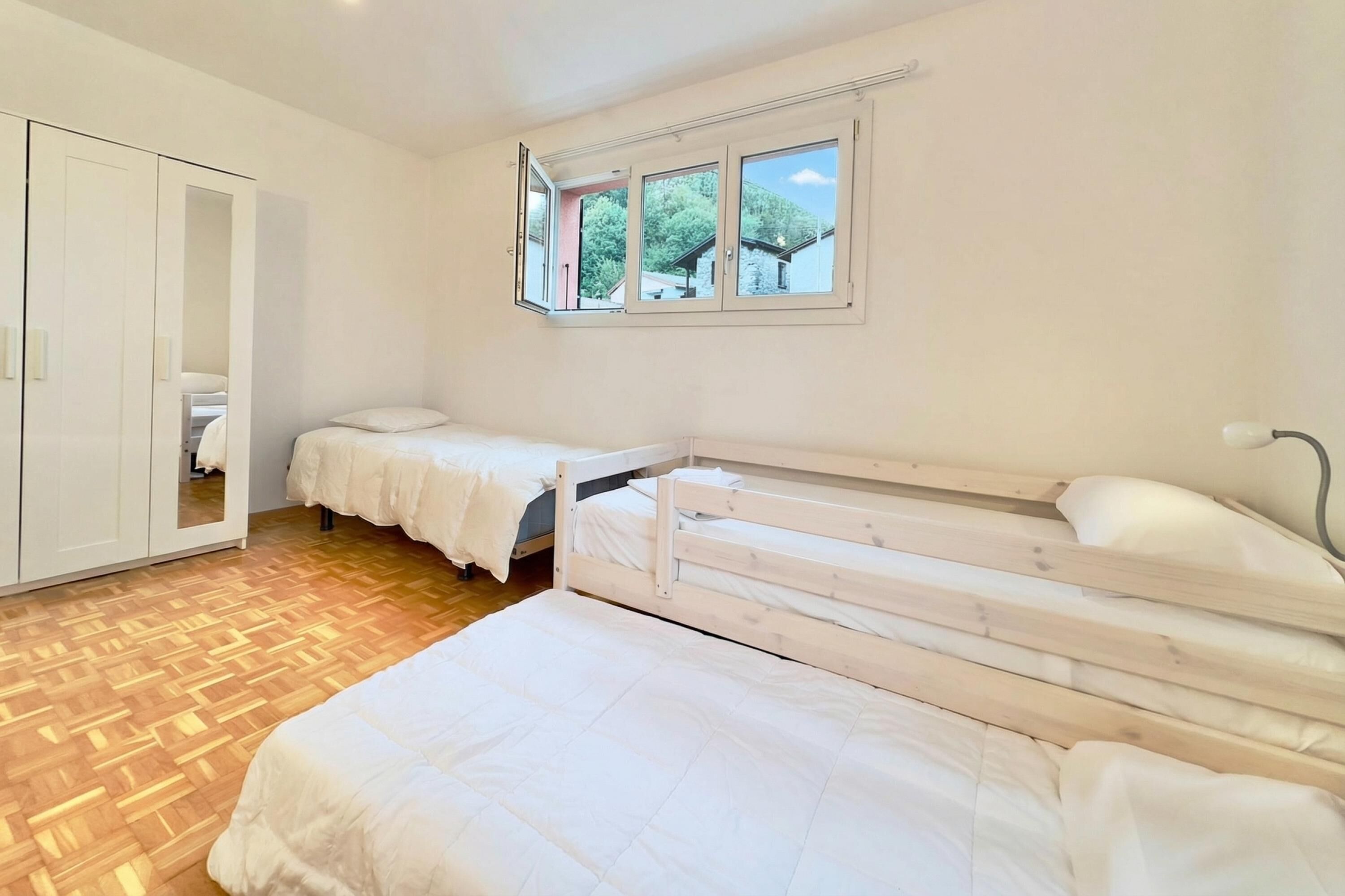 Family House, Multiple Bedrooms, Mountainside (Casa Carolina 2) | 2 bedrooms, free WiFi, bed sheets
