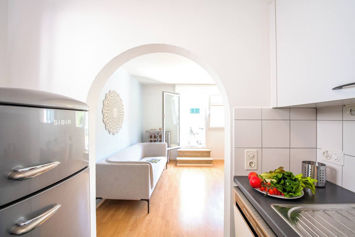 Kühlschrank, Ofen, Herdplatte, Geschirrspüler