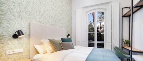 1 bedroom, travel cot, free WiFi