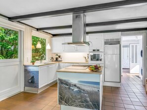 Fridge, microwave, oven, dishwasher - "Yall" - 1km from the sea by Interhome (Vejers Strand)