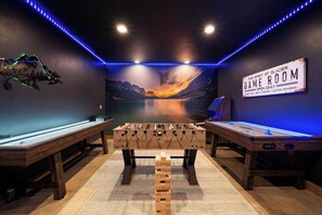 Spielezimmer