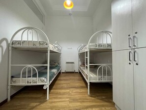 Habitación cuádruple económica | Wifi gratis