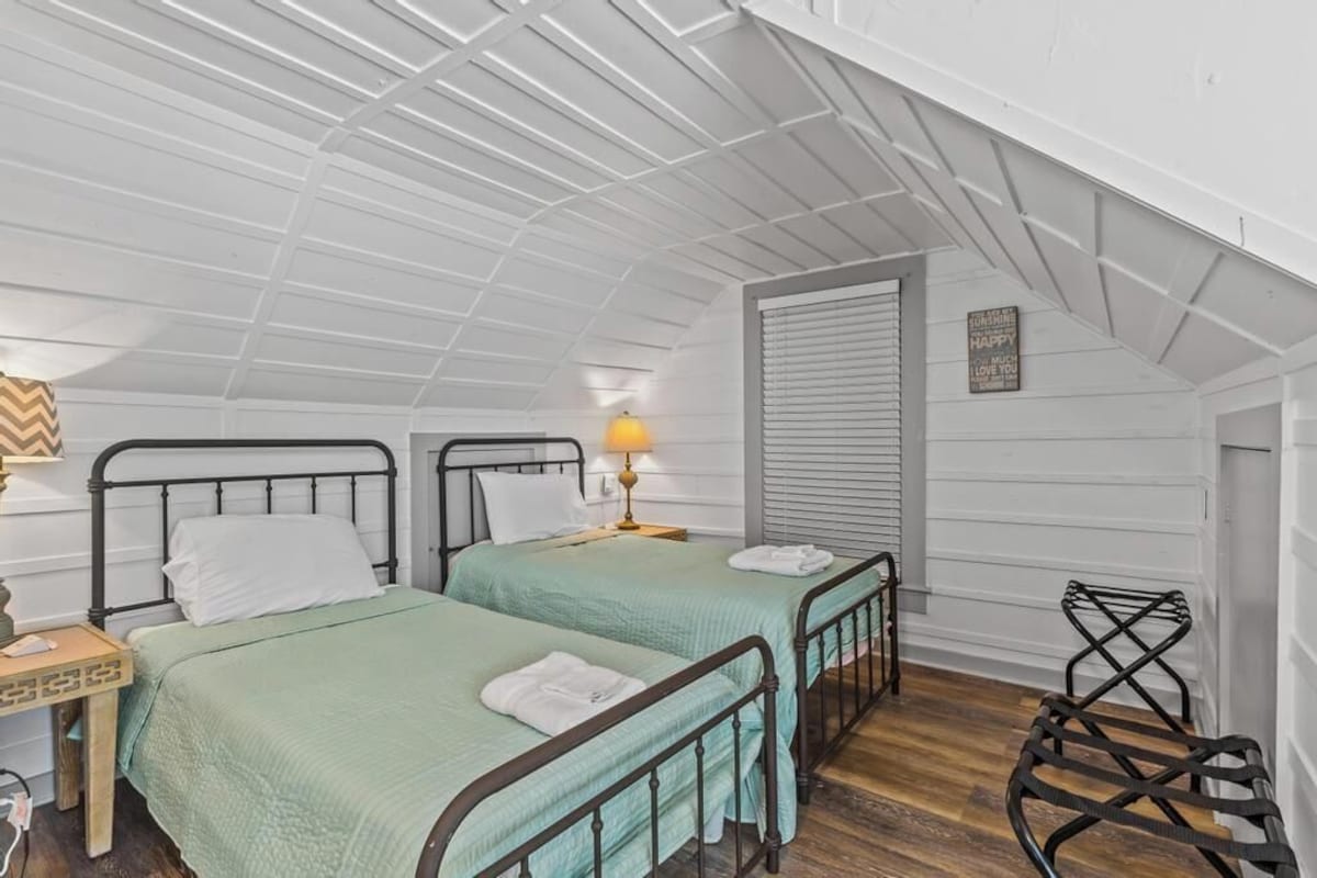 Photo 30 of Adorable Uptown Cottage-Steps to attractions! Perfect for families and couples!