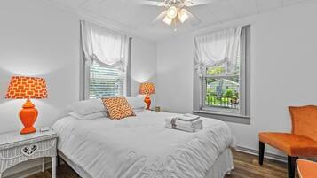 3 bedrooms, iron/ironing board, travel crib, WiFi