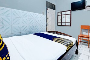 Comfort Double Room | 1 bedroom, desk, laptop workspace, free WiFi