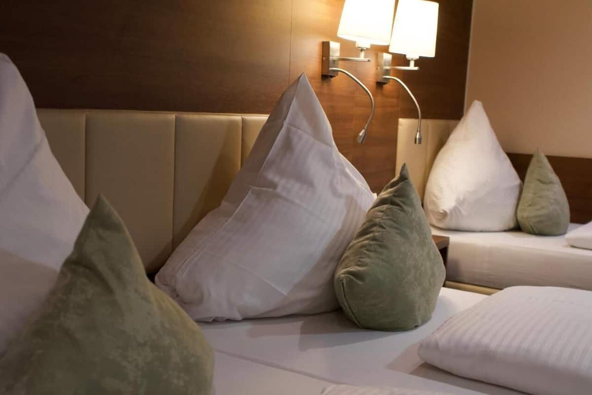 Standard Triple Room | Free WiFi