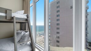 Room - Beachfront 4BR Corner Unit!  Water Slide!! (Gulf Shores)