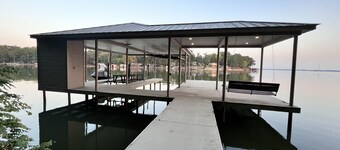 Wheeler Lake Retreat with private dock 