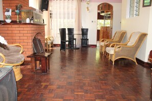 Interior - Tranquil homestays (Naro Moru)