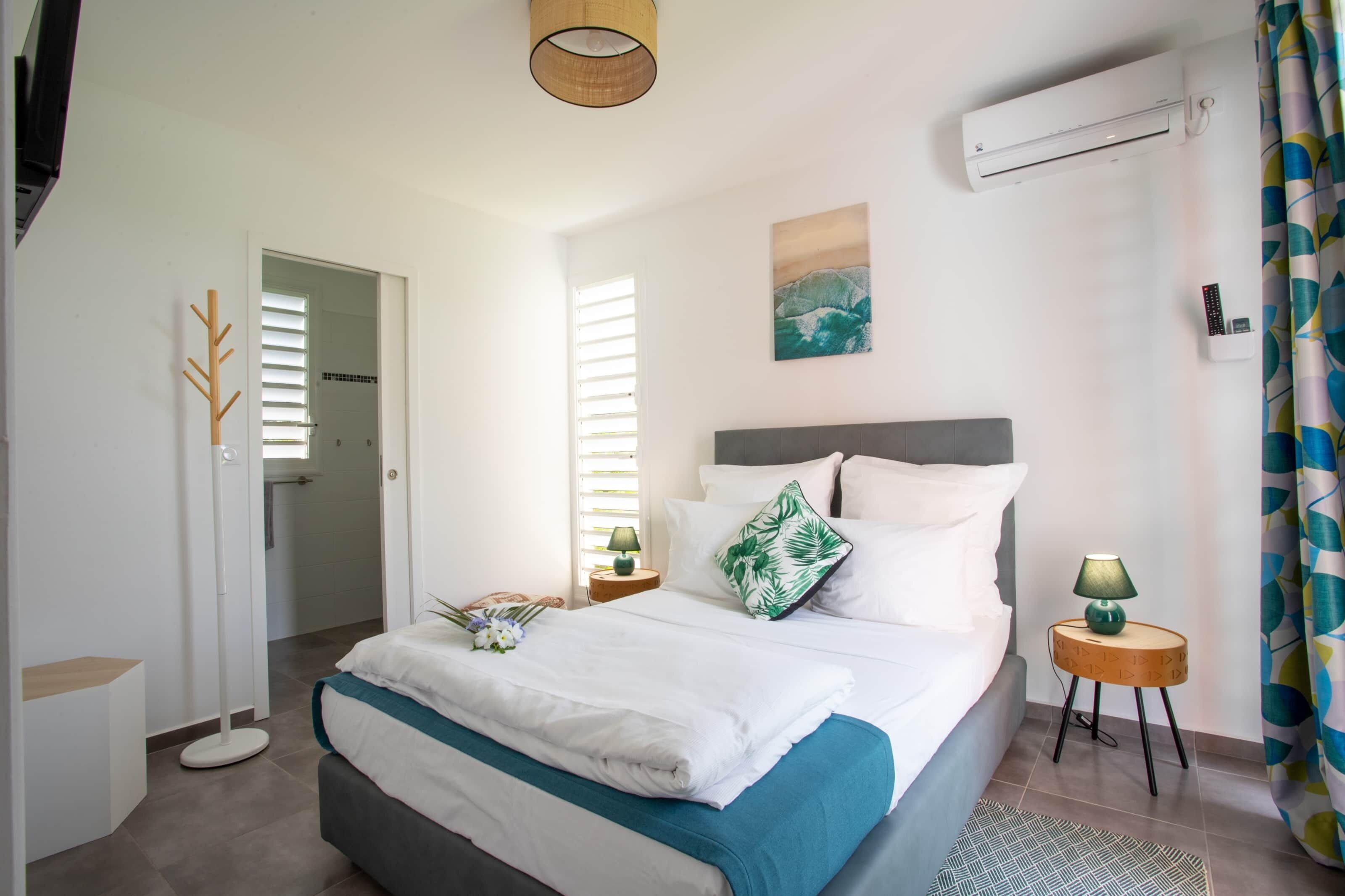 1 bedroom, iron/ironing board, travel crib, WiFi