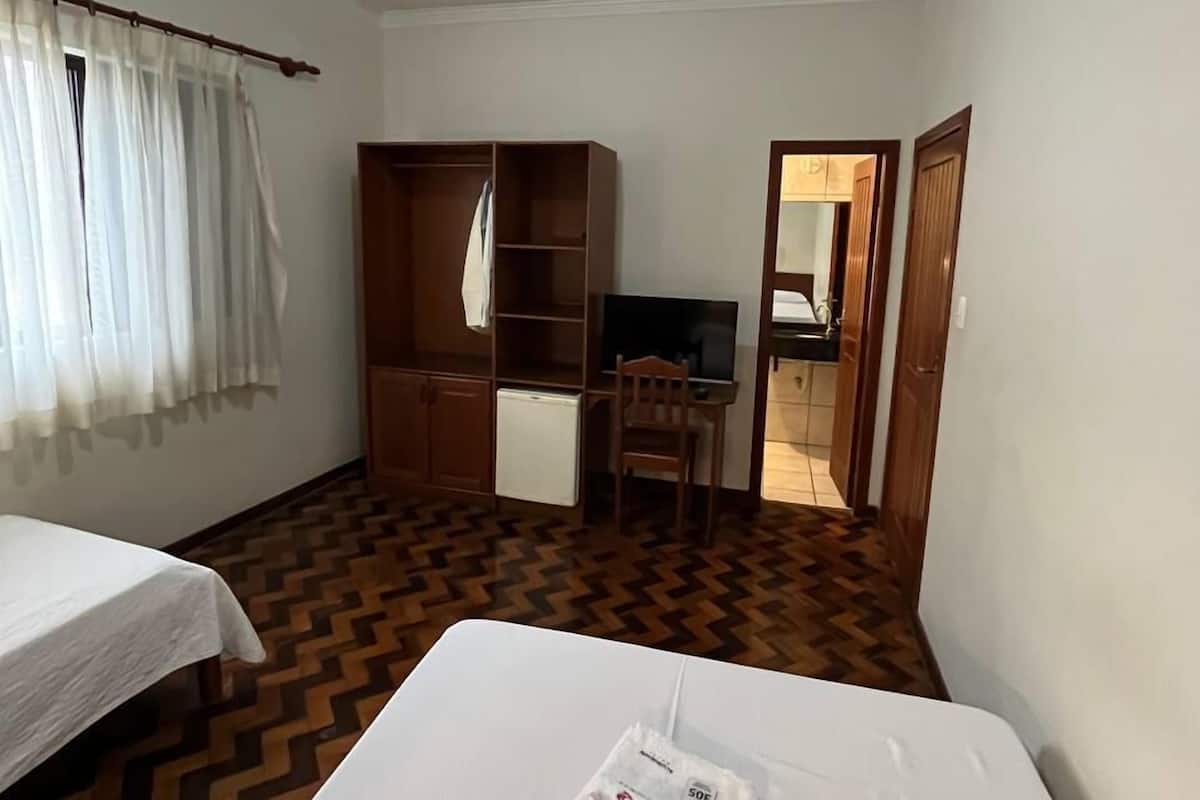Classic Triple Room | 1 bedroom, free WiFi