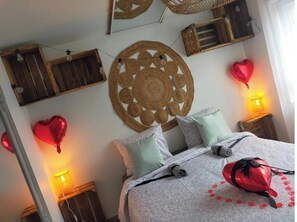 1 bedroom, free WiFi, bed sheets - The Artois Loveroom (Souchez)